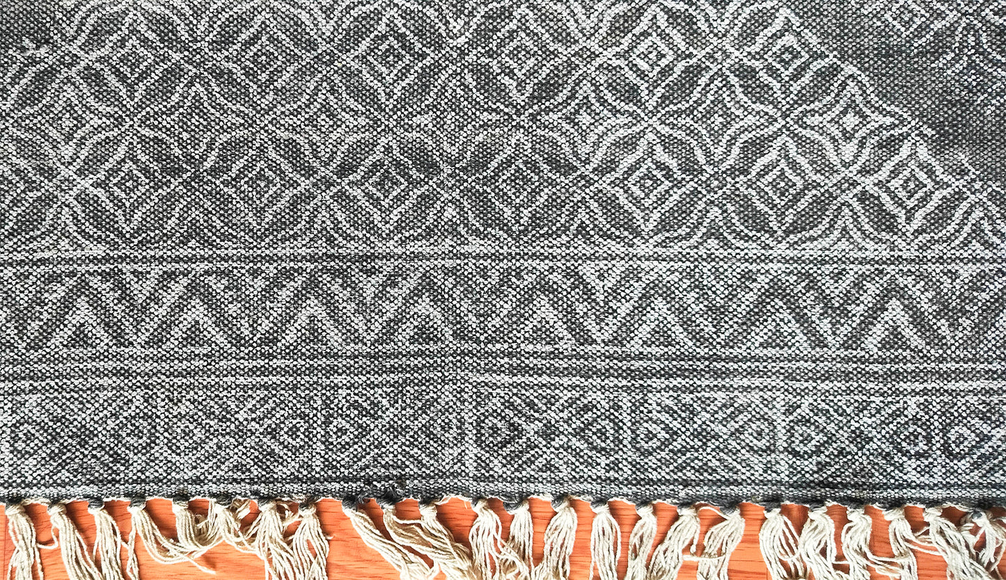 Gray Cotton Rug Handmade Rug Block Print Rug Indoor rug Boho Dhurrie Rug Geometric Rug, Rug For Living Room Outdoor Rug Area Rug, 5x8 Feet