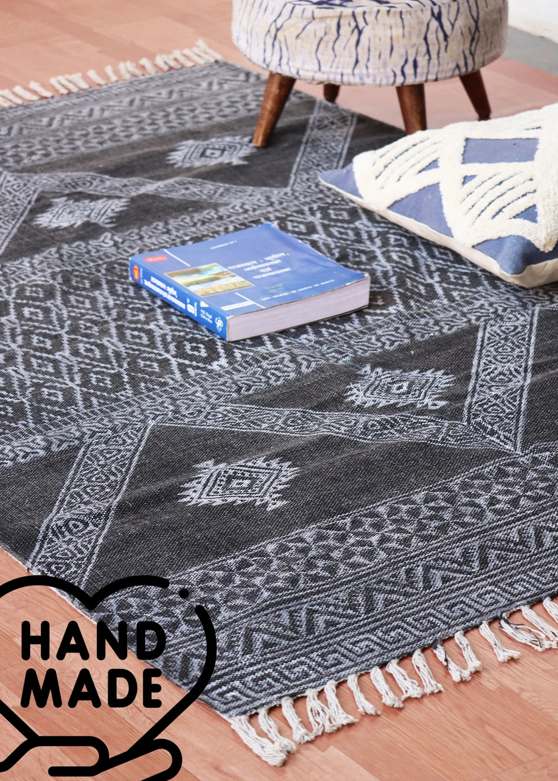 8x10 feet Indian cotton rug Grey black rug Traditional rug Floor rug Boho patio rug Moroccan rug Rug for bedroom Pure cotton rug Custom rug